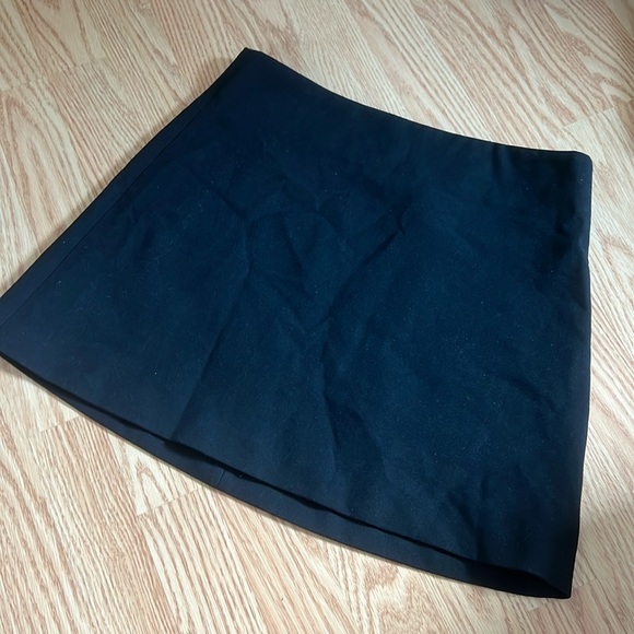 ZARA A-Line Mini Skirt - Picture 1 of 3